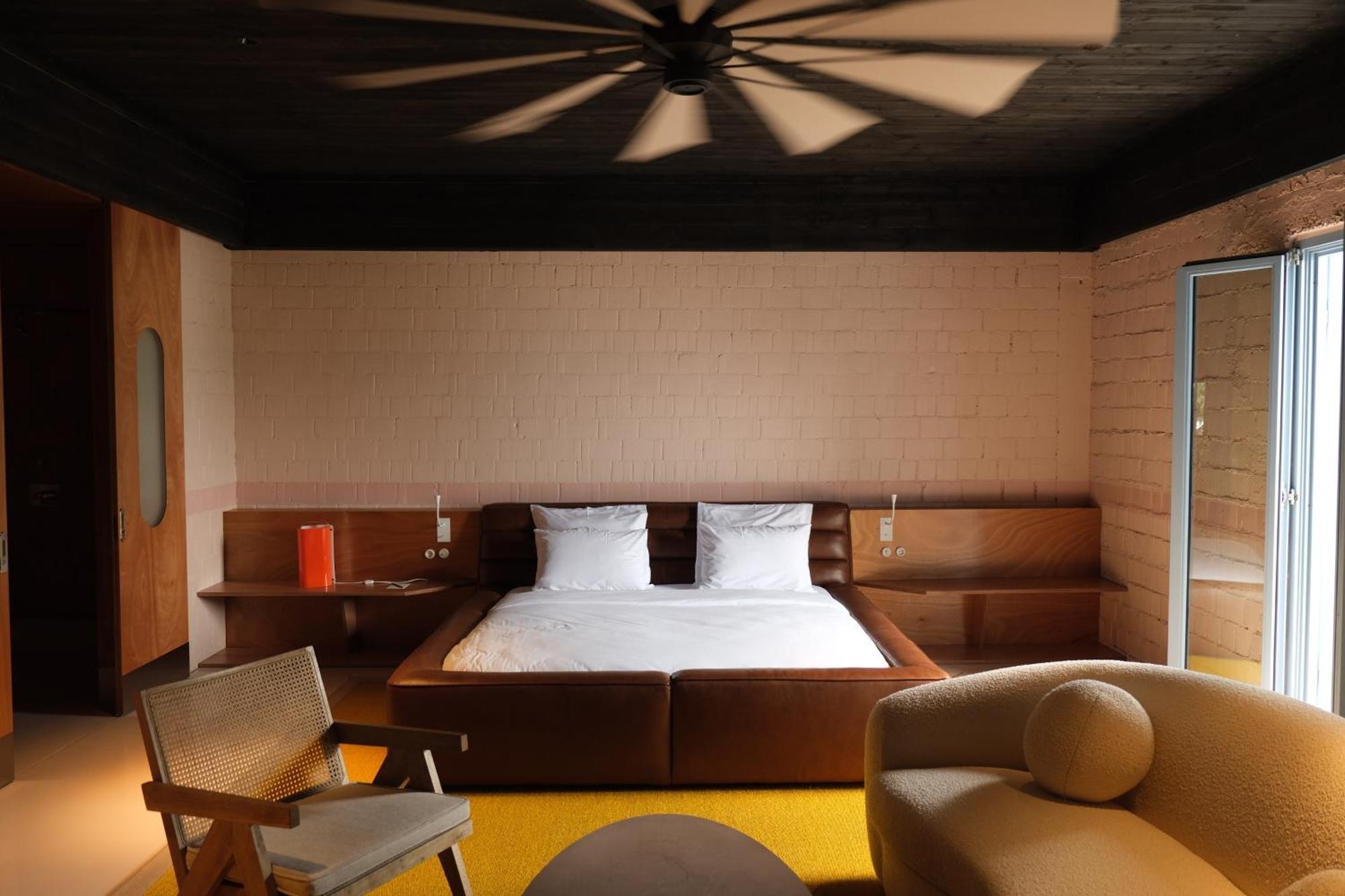 Rooms Hotel Batumi Exterior foto